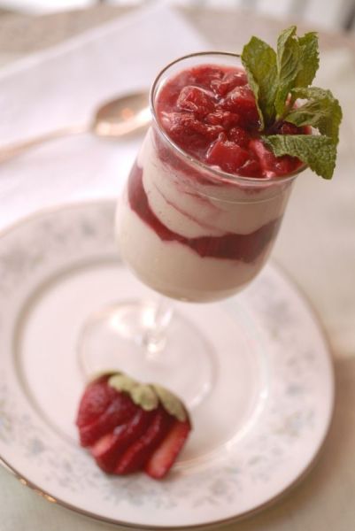 StrawberryParfait_MV08_0036