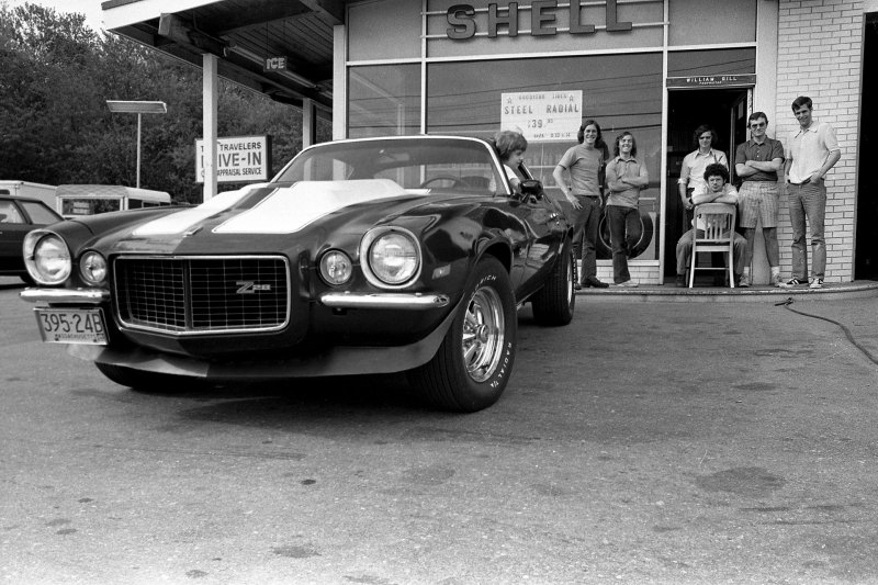 GillShellLowell_1976_003